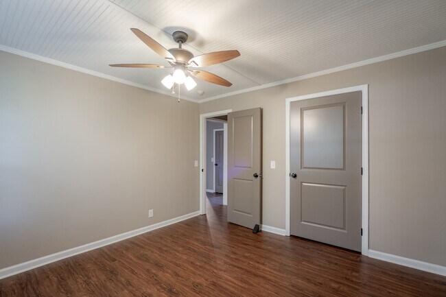 Building Photo - 220 Alcovy St