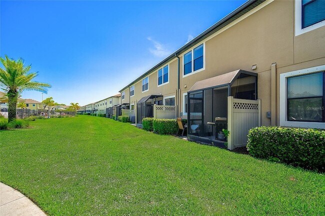 Building Photo - 7811 52nd Terrace E