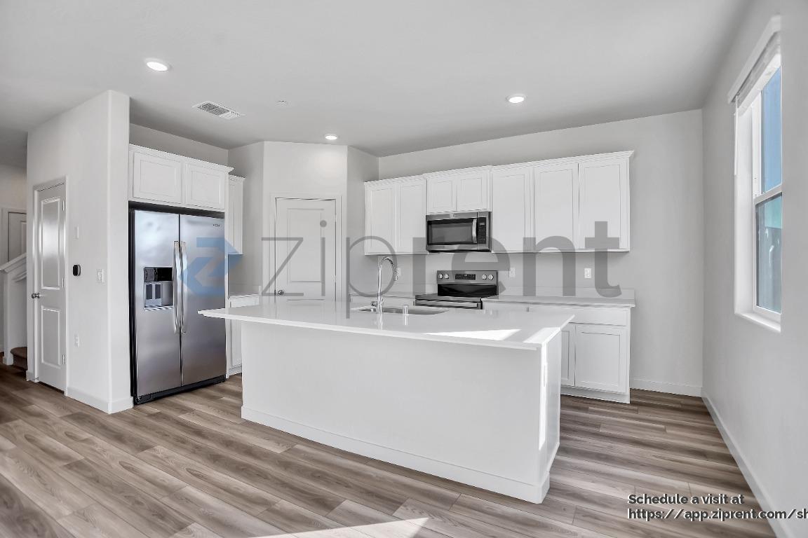 Building Photo - 4782 Sami Jo Dr