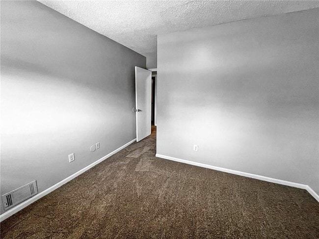 Building Photo - 6354 Shannon Pkwy