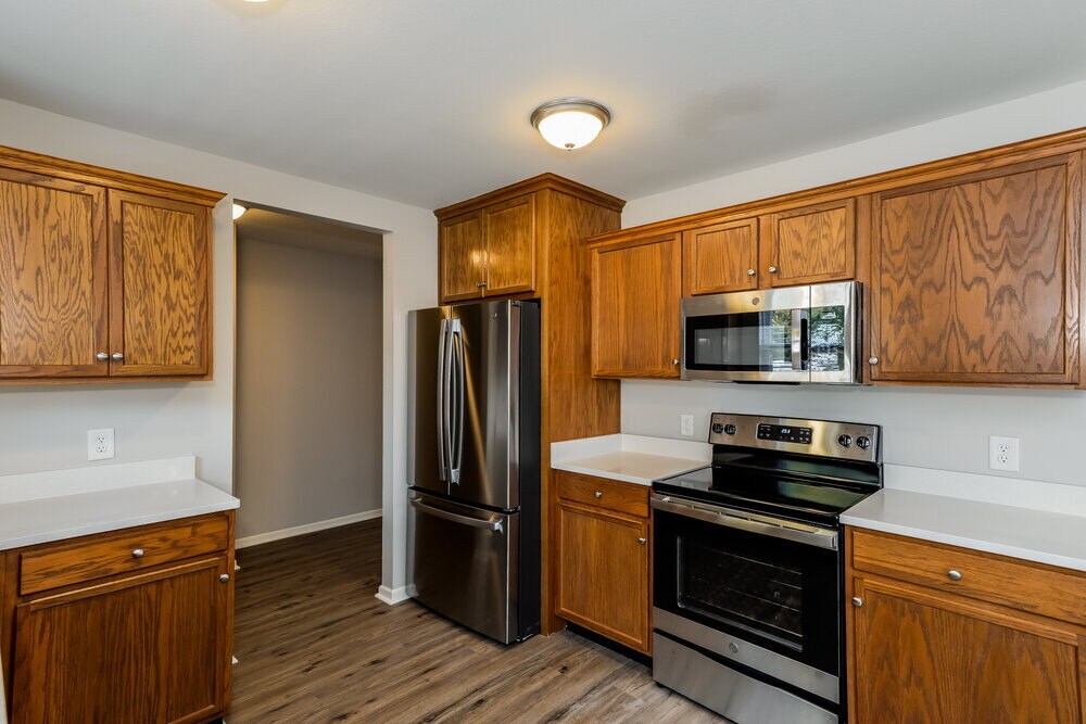 Building Photo - 275 Ranlo Ave