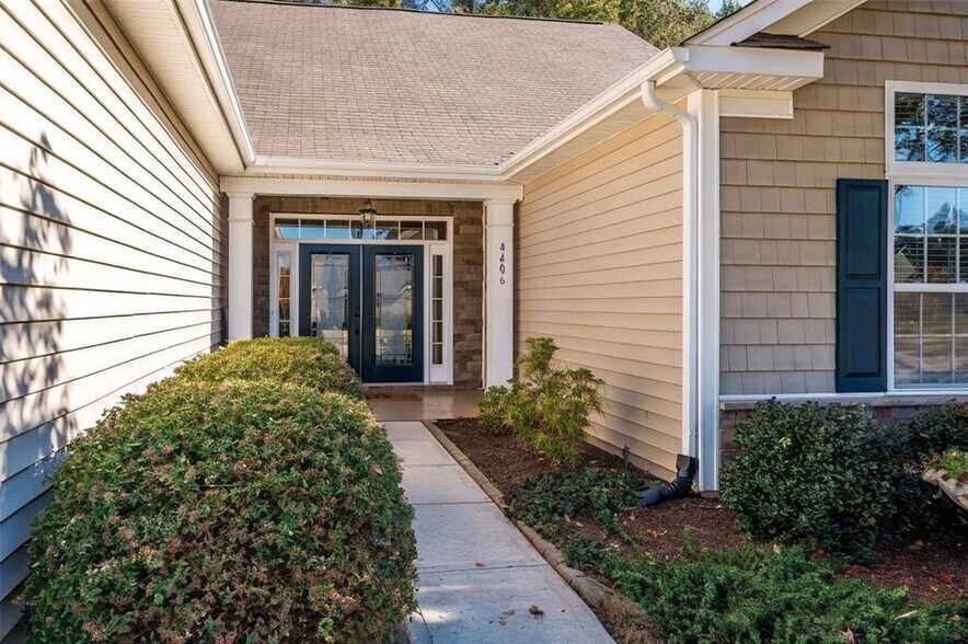 Building Photo - 4406 Carrington Dr