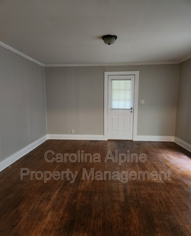 Building Photo - 305 Union Heights Blvd