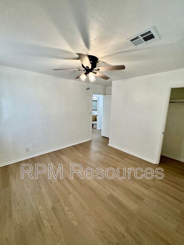 Building Photo - 6716 NW 29th St