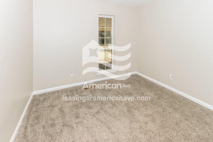 Building Photo - 113 Jacobs Ln