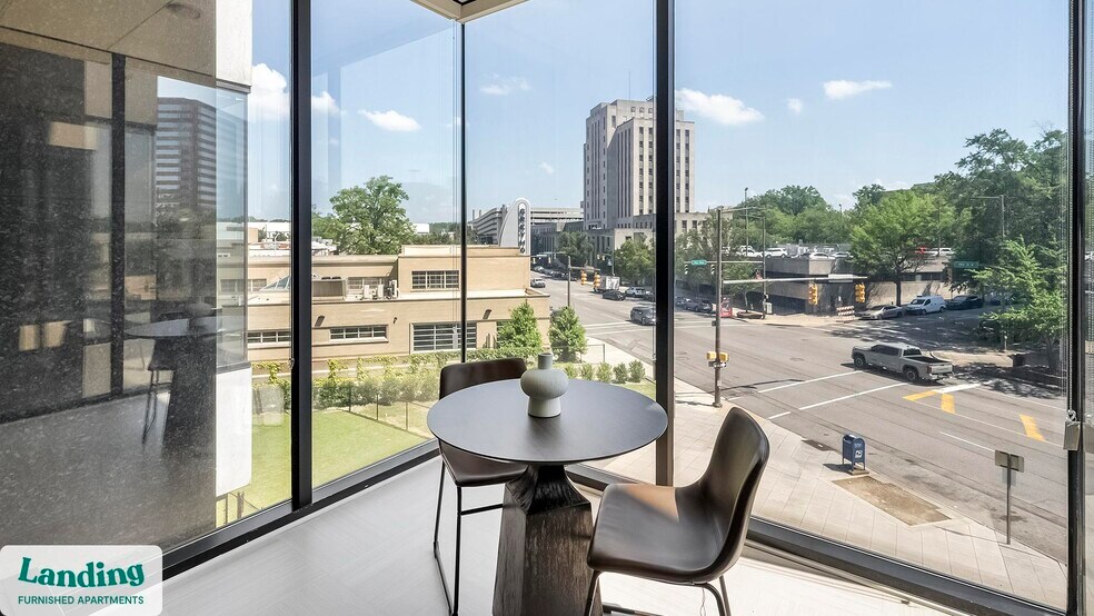 Building Photo - 600 19th St N