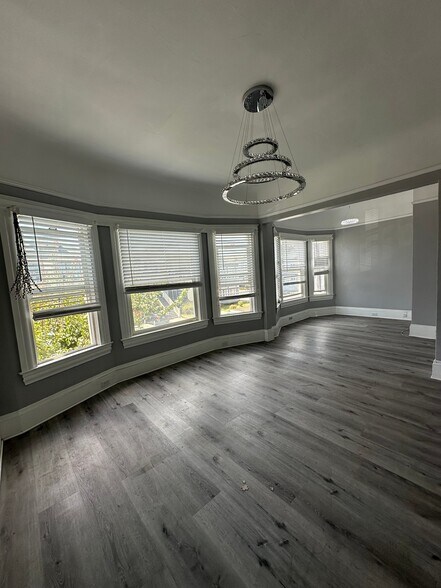 Building Photo - 1438 4th Ave