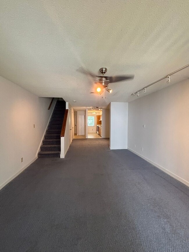 Building Photo - 2516 Avent Ferry Rd