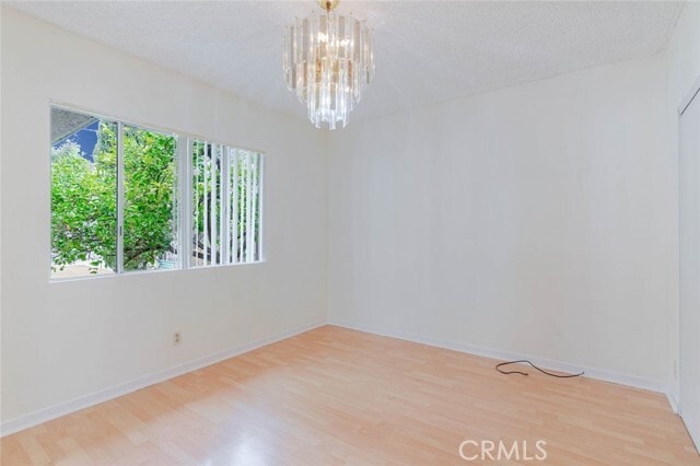 Building Photo - 818 E Windsor Rd