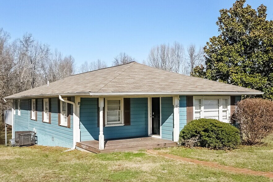 Building Photo - 1075 Nebo Rd