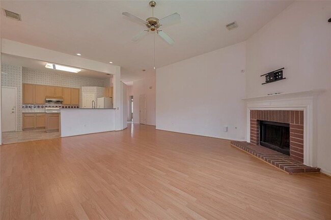 Building Photo - 12214 Elk Meadow Dr