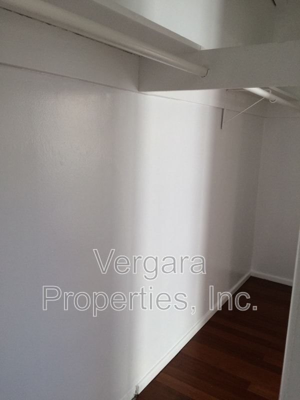 Building Photo - 135 29th St
