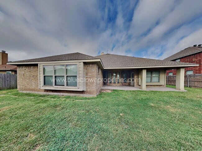 Building Photo - 2172 Liriope Ln