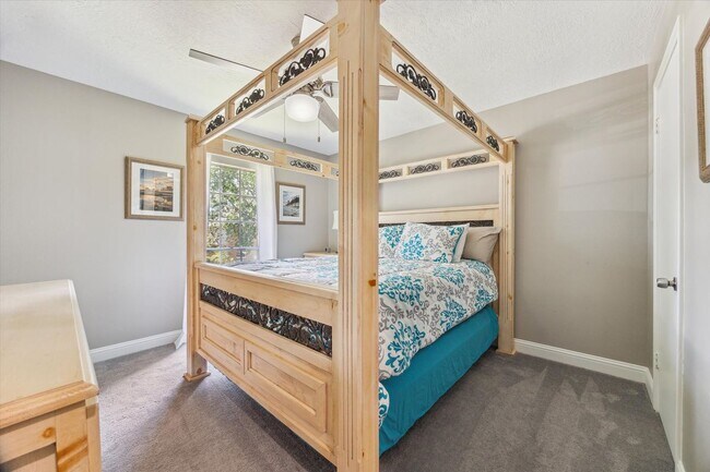 Building Photo - 4311 Meadowbank Dr