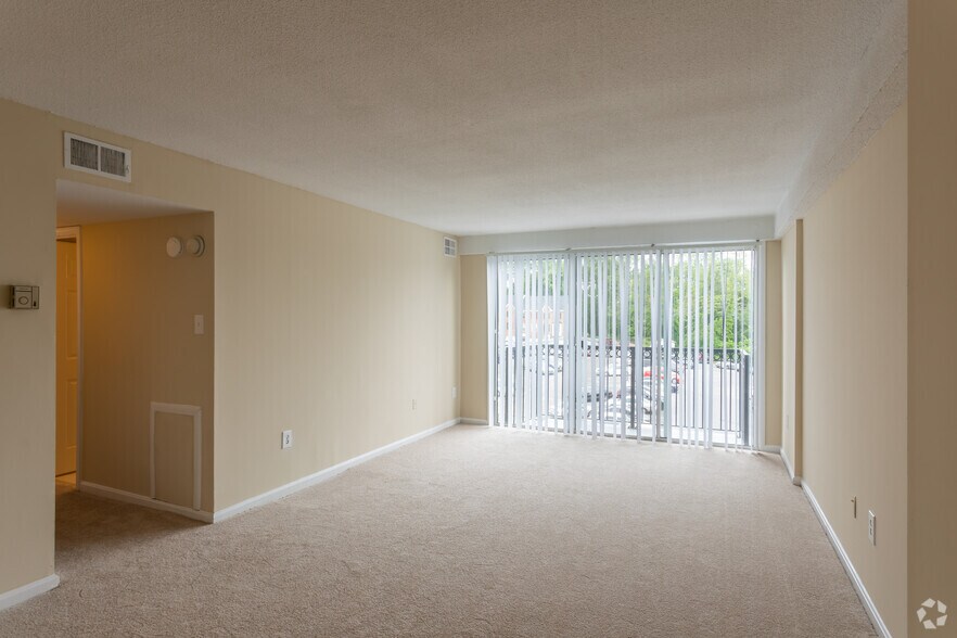 Avondale Overlook 2400 Queens Chapel Rd Hyattsville MD 20782