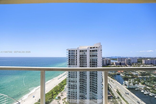 Building Photo - 16699 Collins Ave