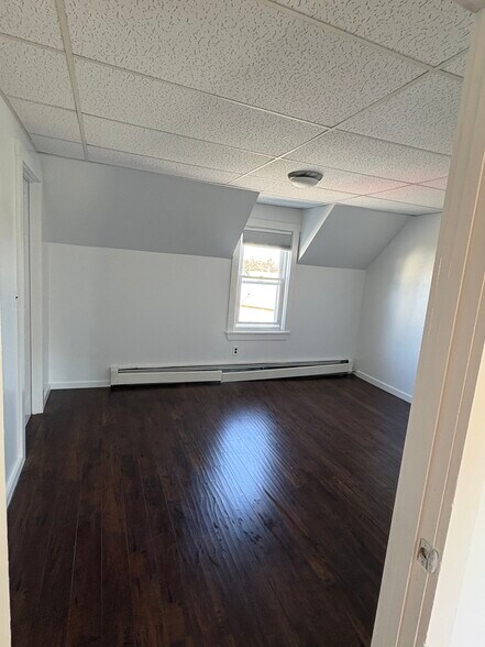 Building Photo - 38 Jannell Ct