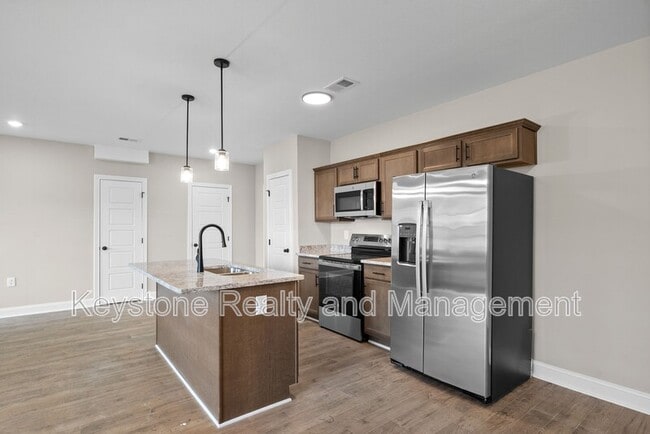 Building Photo - 125 Roadrunner Ct