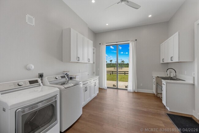 Building Photo - 16175 Deer Path Ln