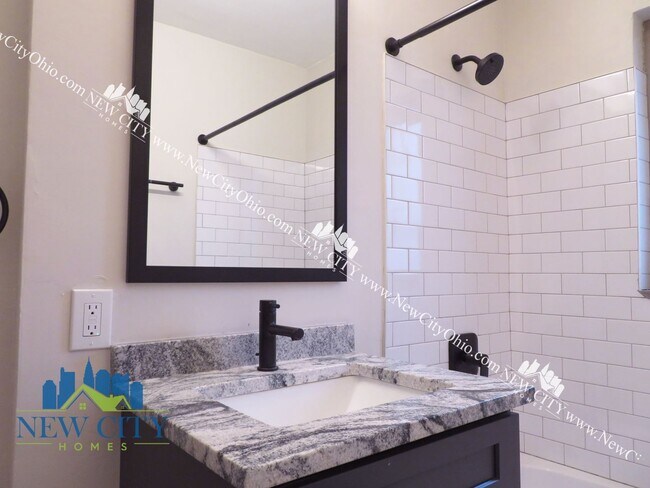 Building Photo - Newly Renovated Apartment Building