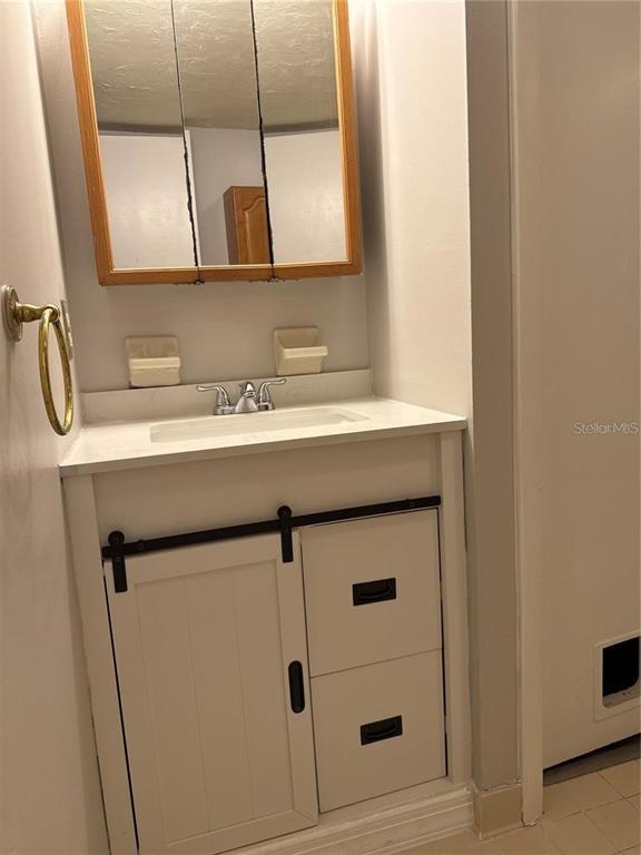 Building Photo - 4313 SW 68th Terrace