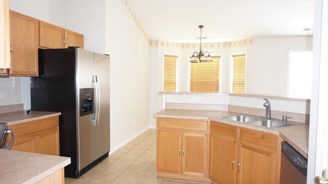 Building Photo - 104 Nesting Ln