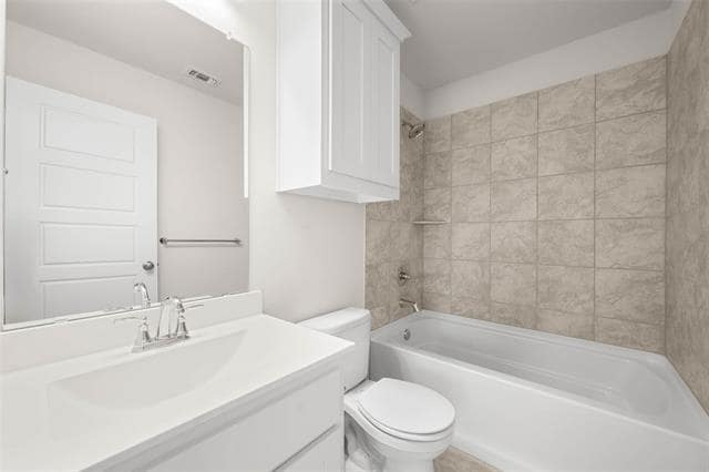 Building Photo - 814 Misty Ln