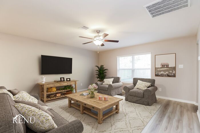 Building Photo - 10462 Sweetwater Creek Dr