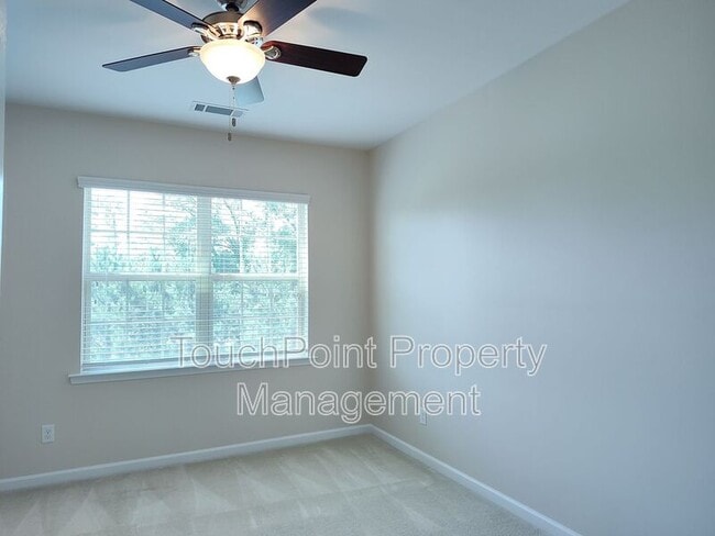 Building Photo - 513 Dulaney Dr