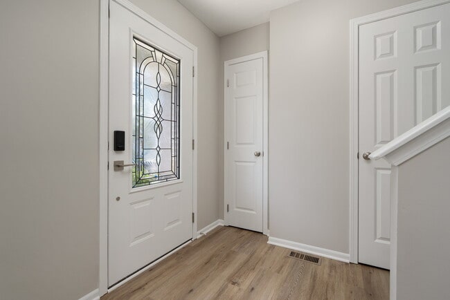 Building Photo - 5384 Winters Run Rd