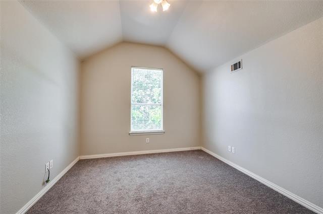 Building Photo - 9801 Cedarcrest Dr