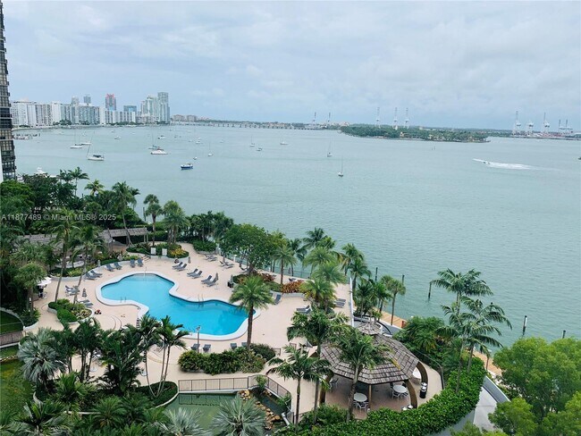 Building Photo - 5 Island Ave