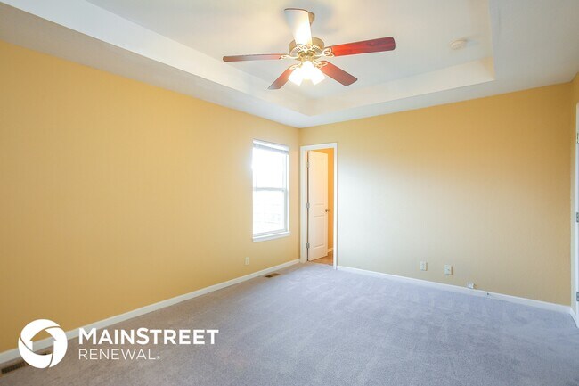 Building Photo - 1507 NW High View Dr