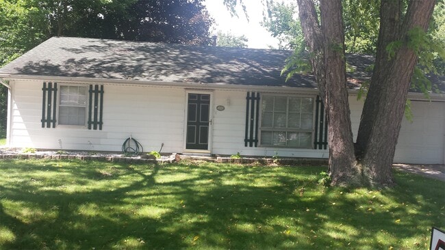 Building Photo - 2702 W Daniel St