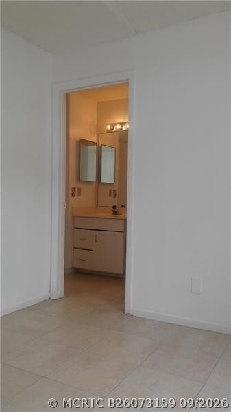 Building Photo - 1095 Coral Club Dr