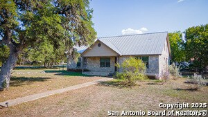 Building Photo - 5470 Fallen Oak Dr