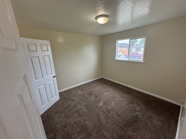 Building Photo - 11300 Pajaro St