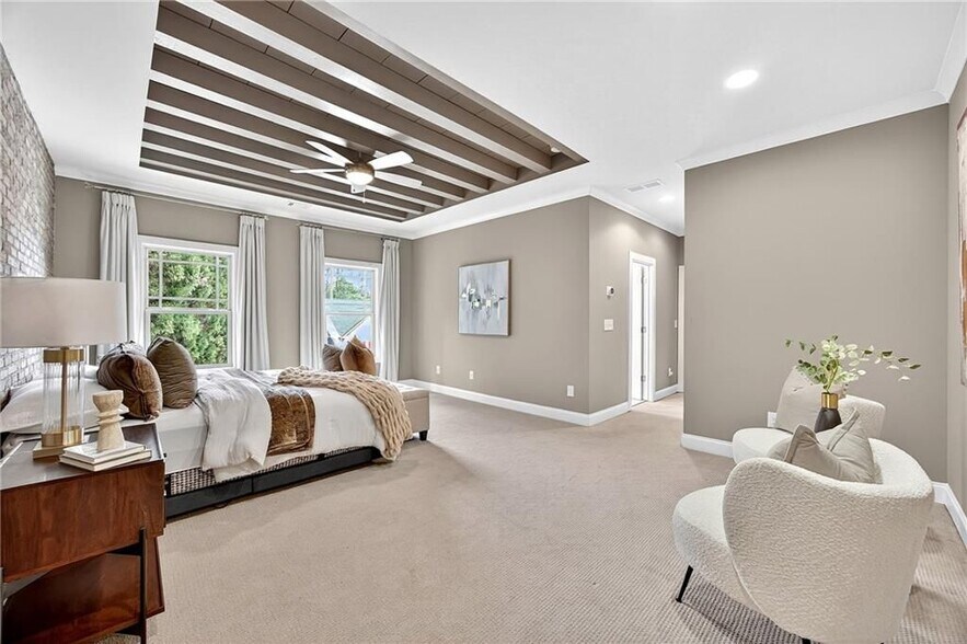 Building Photo - 2675 Sugar Mill Dr SE