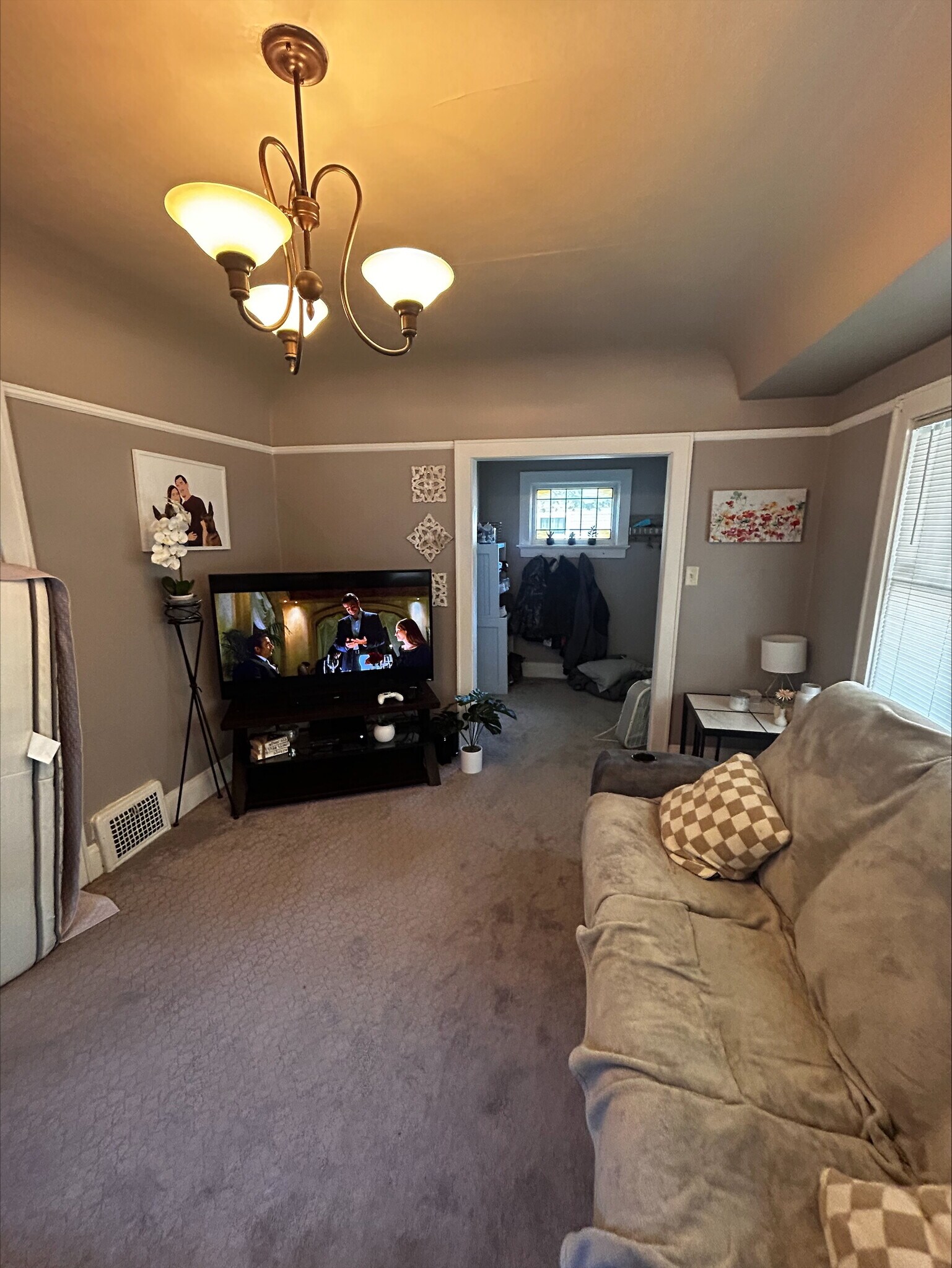 Living - 1975 S 76th St