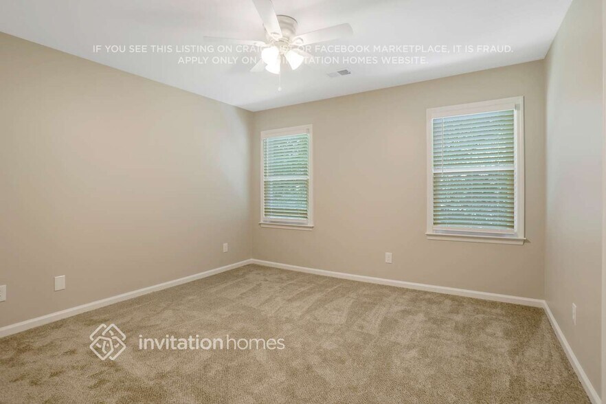 Building Photo - 3904 Vinyard Way NW