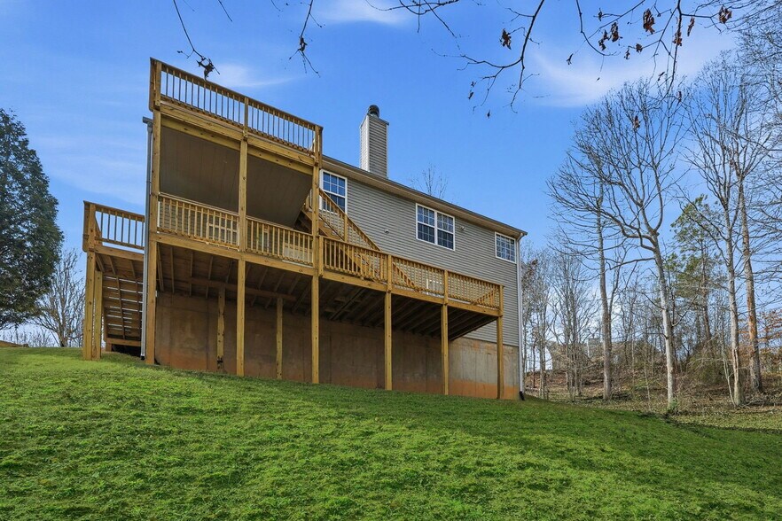 Building Photo - 5055 Blue Goose Ct