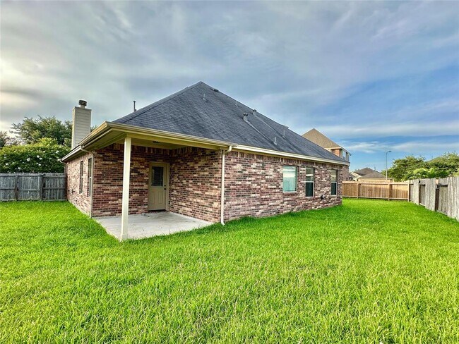 Building Photo - 2026 Bloommist Ct