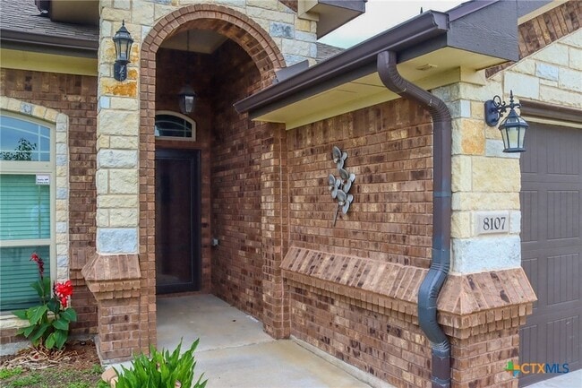 Building Photo - 8107 Preston Hollow Dr
