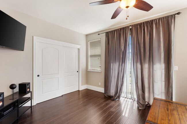 Building Photo - Beautiful Rocklin Home with a Pool!