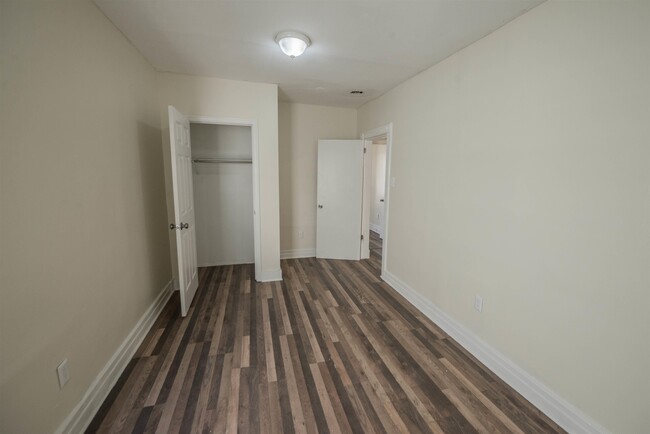 Building Photo - 134 Wakeman Ave
