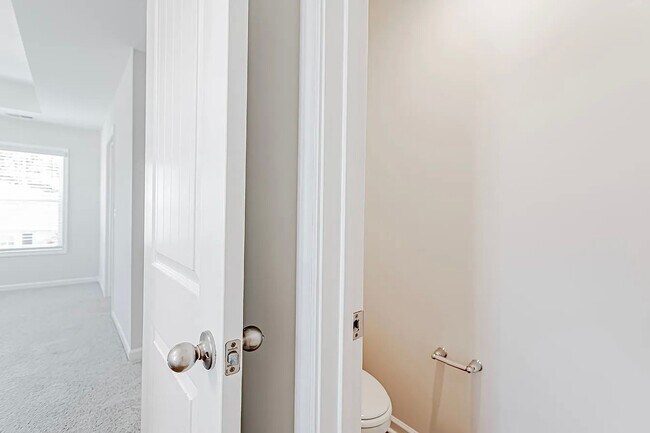 Building Photo - 113 Sweet Almond Ct