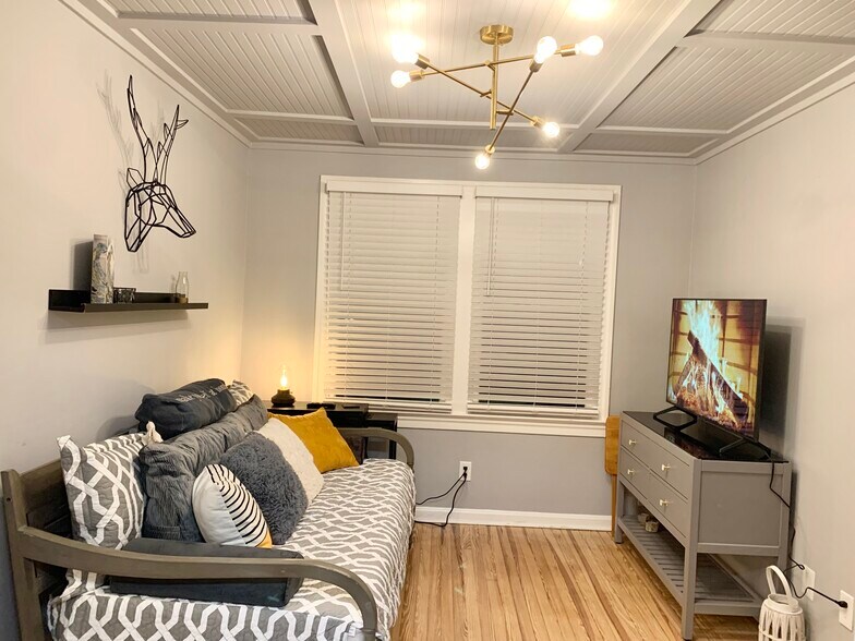 UPGRADE! Dual Recline Love Seat - NOT PICTURED - 1636 Larue Ave