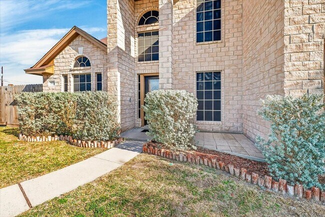 Building Photo - 7502 Fred's Folly Dr