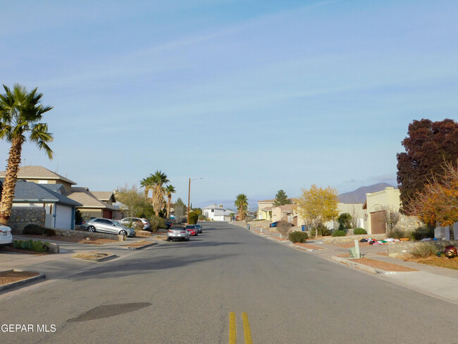 Building Photo - 7281 Desert Eagle Dr