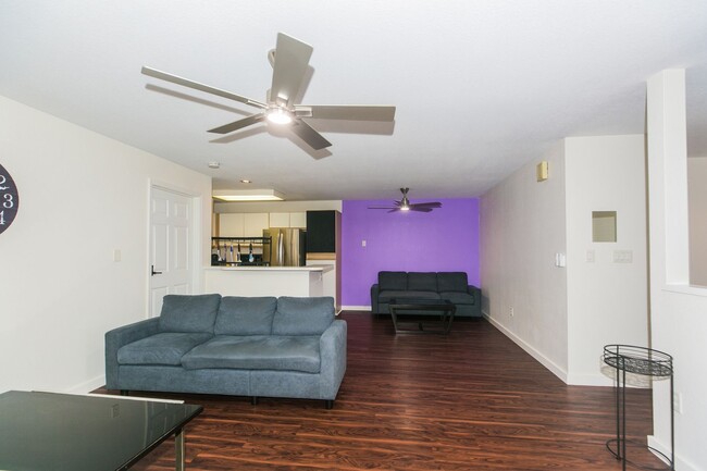 Building Photo - 95-270 Waikalani Dr. #I204